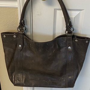 FRYE SHOULDER BAG IN SLATE